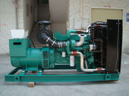 察隅1100kw康明斯柴油发电机组图片 察隅1100kw康明斯柴油发电机组图片